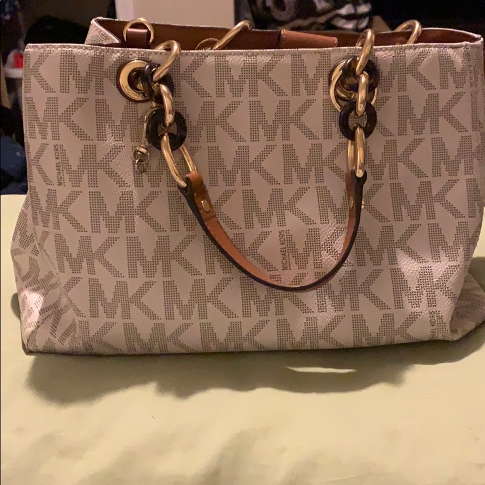 Michael Kors purse